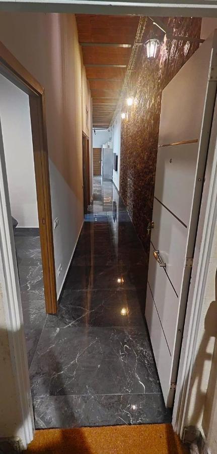 Beautiful Appartment In مارتوريل المظهر الخارجي الصورة